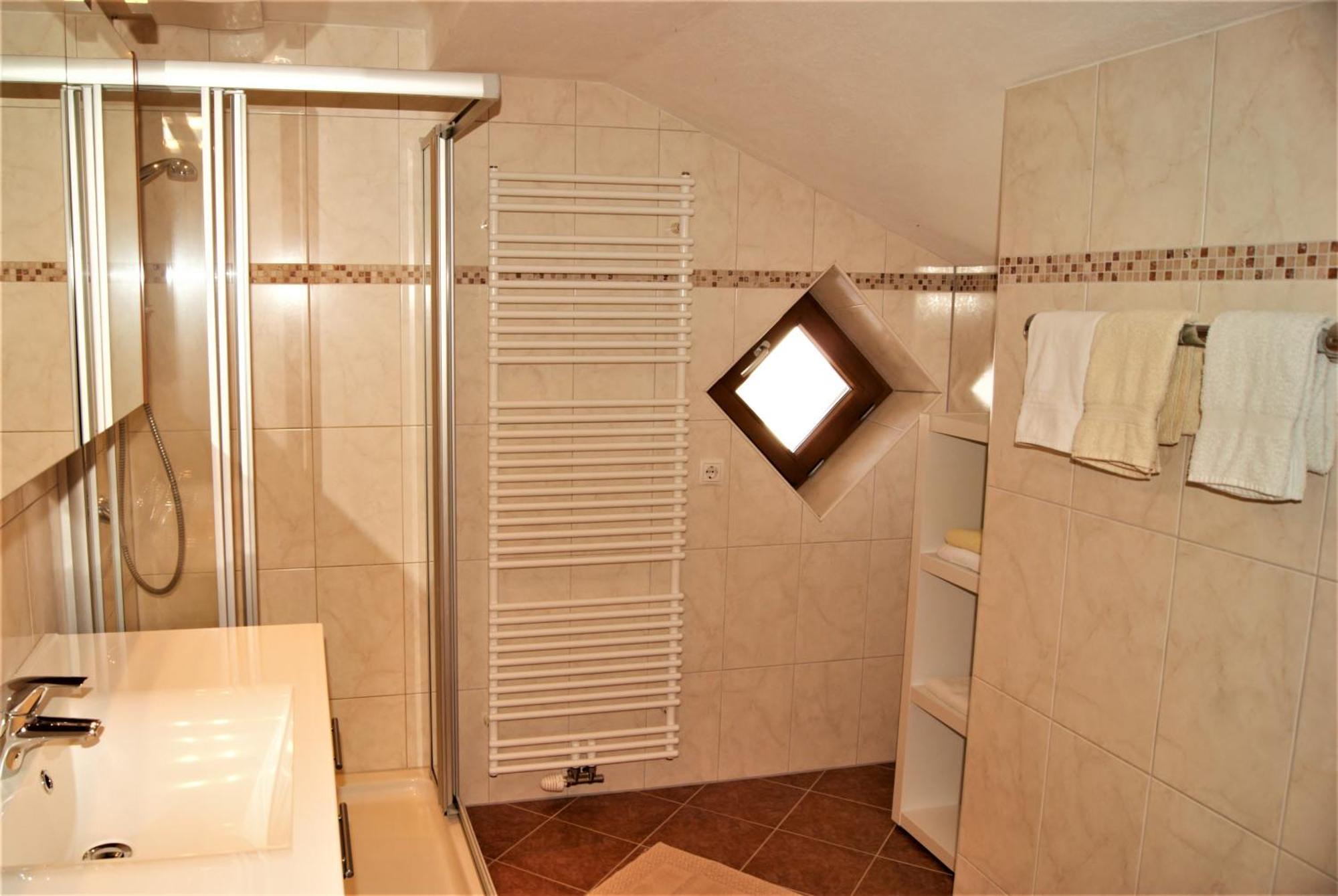 Landhaus St. Hubertus Kaunertal Rum bild